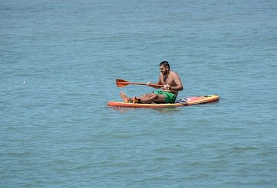 Море в Сочи прогрелось до 18 градусов
